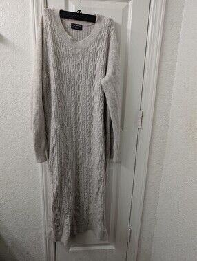 Lane Bryant Cable-Knit Maxi Sweater Dress in Light Gray